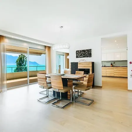 Apartment View 4 Bedrooms